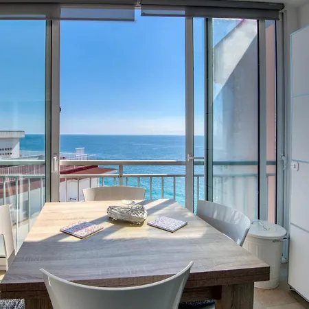 Winahost El Balcon Al Mar De アパート *