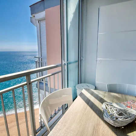 Winahost El Balcon Al Mar De アパート